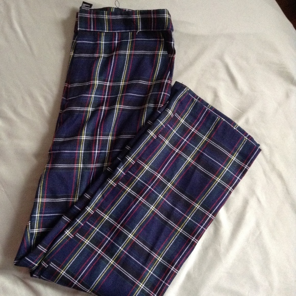 Forever 21 Plaid Pants. - Picture 2 of 4